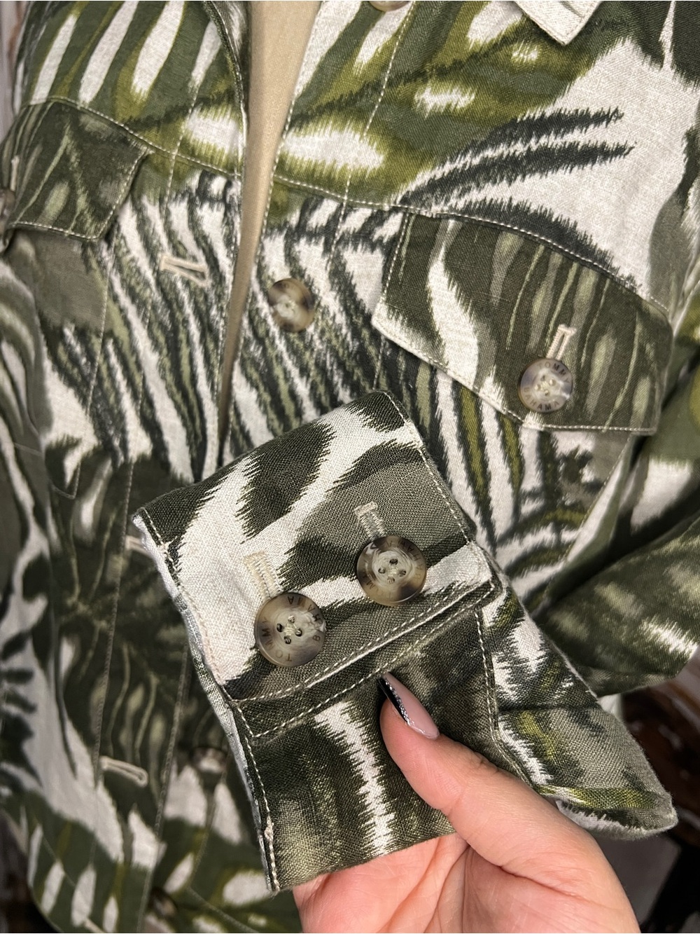 Tommy Bahama Summer Green and White Tropical Print Shirt Jacket - Picture 4 of 9